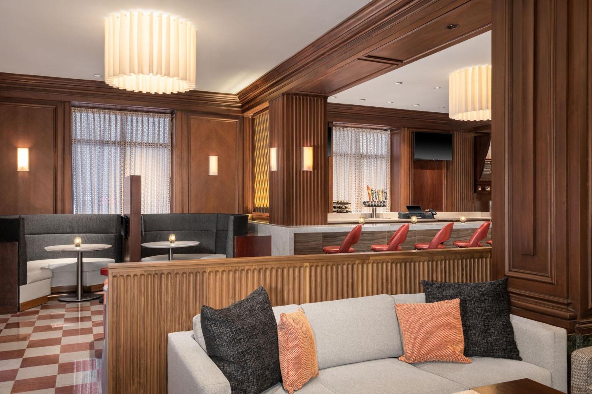 Courtyard St. Louis Downtown/Convention Center Hotel Bagian luar foto