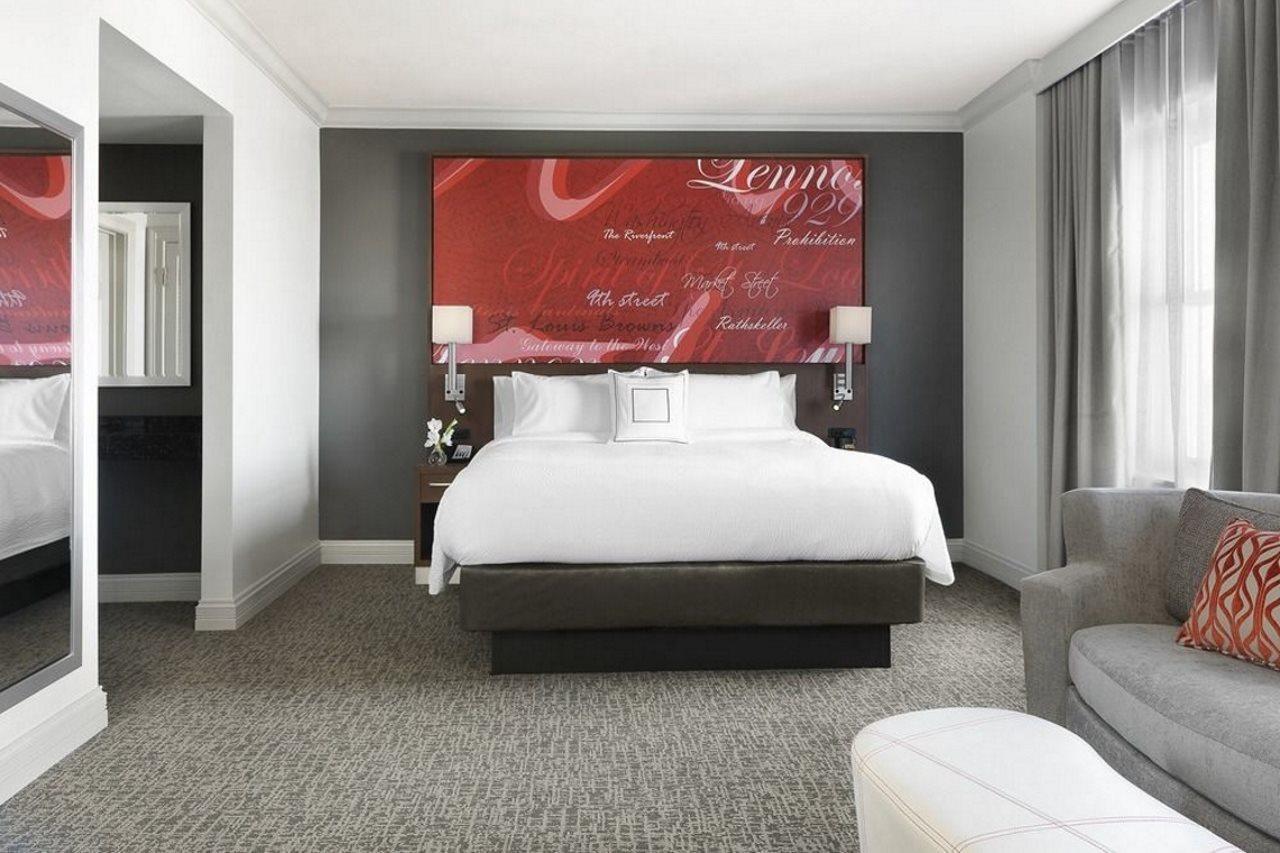 Courtyard St. Louis Downtown/Convention Center Hotel Bagian luar foto